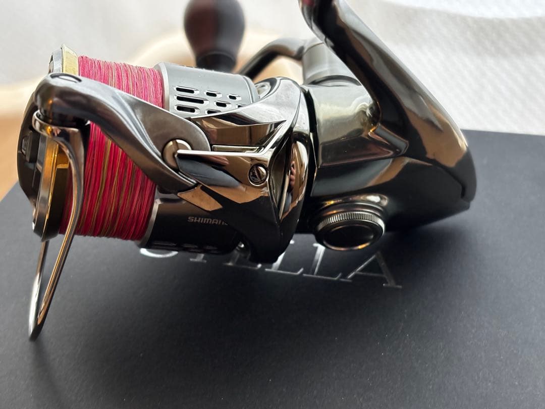 【美品】シマノ 18 ステラ 3000MHG SHIMANO STELLA