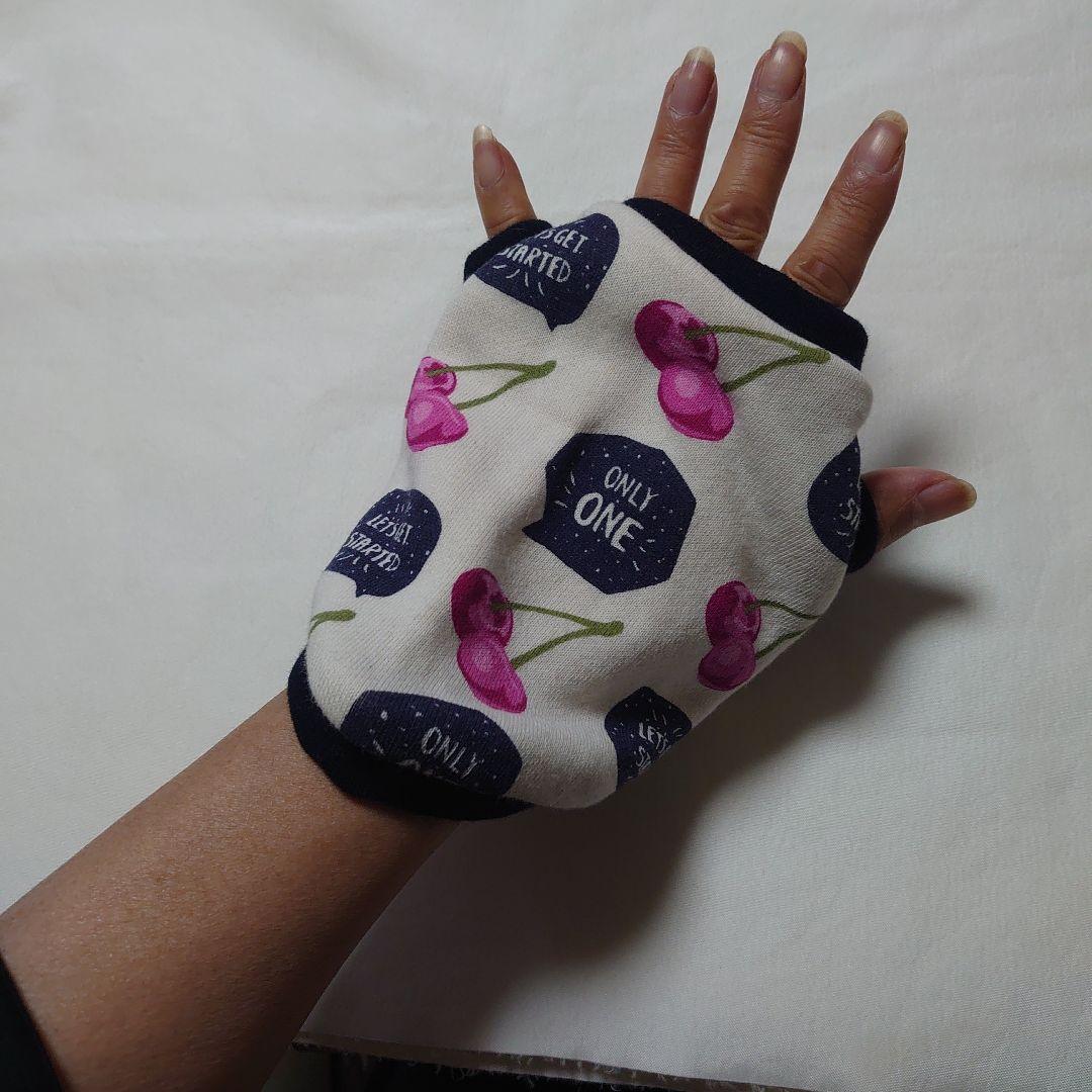 犬服 3S わんこの普段着　ピンクのさくらんぼ