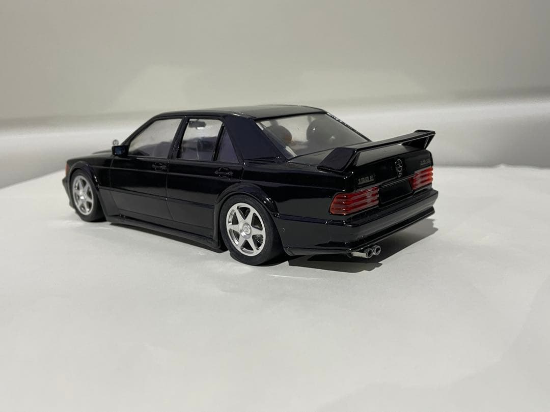 希少　1/24 メルセデスベンツ　190エボリューション1完成品