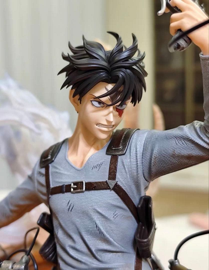 進撃の巨人 ① リヴァイ·アッカーマン ガレージキット ガレキ スタチュー