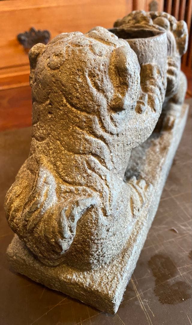 中国　石材彫刻　獅子・ヴィンテージ　レア ・観葉植物・一輪挿し・中国　台湾茶器