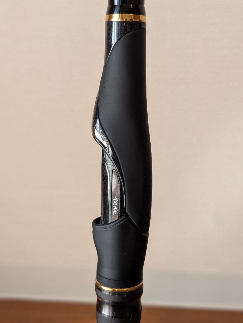 【極美品】ダイワ 銀狼唯牙 AGS 00-53-Q