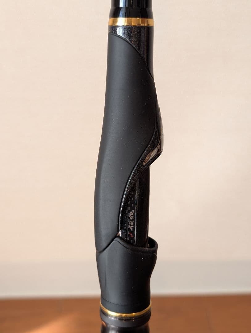 【極美品】ダイワ 銀狼唯牙 AGS 00-53-Q