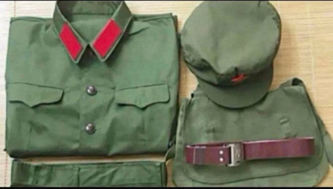 新品官給本物ベトナム戦争65式中国人民解放軍戦闘服上下帽子人民鞄セットX3着分