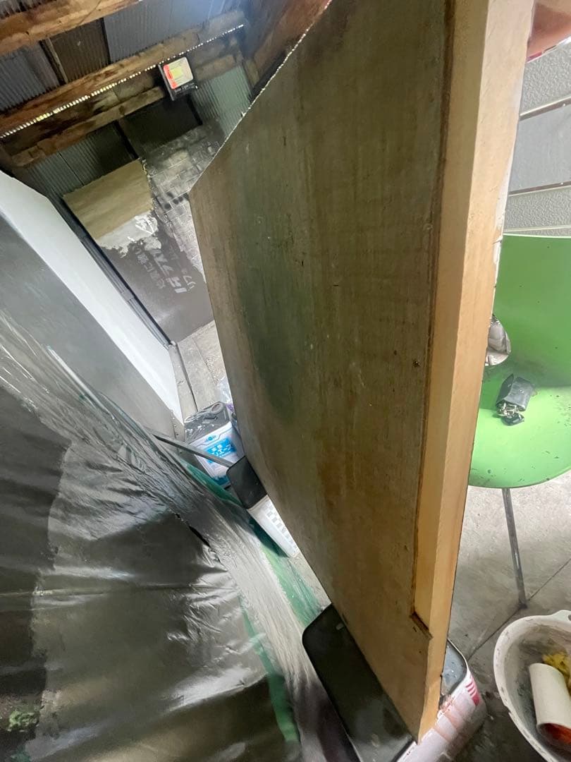 木製シャッター風アンティーク雑貨　モルタル造形ルーバー