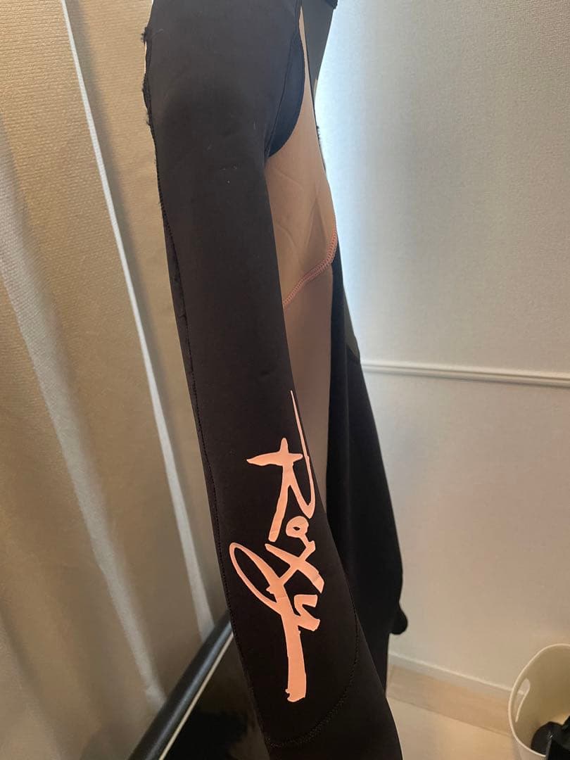 Roxy フルスーツ ブラック/ピンク