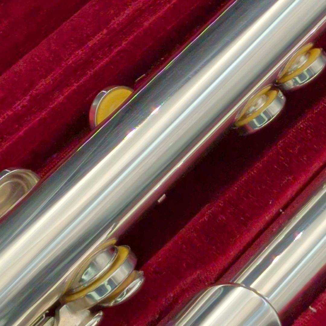 フルート　調整済　美品　ヤマハYFL211SⅡ（Eメカ銀メッキ仕様）