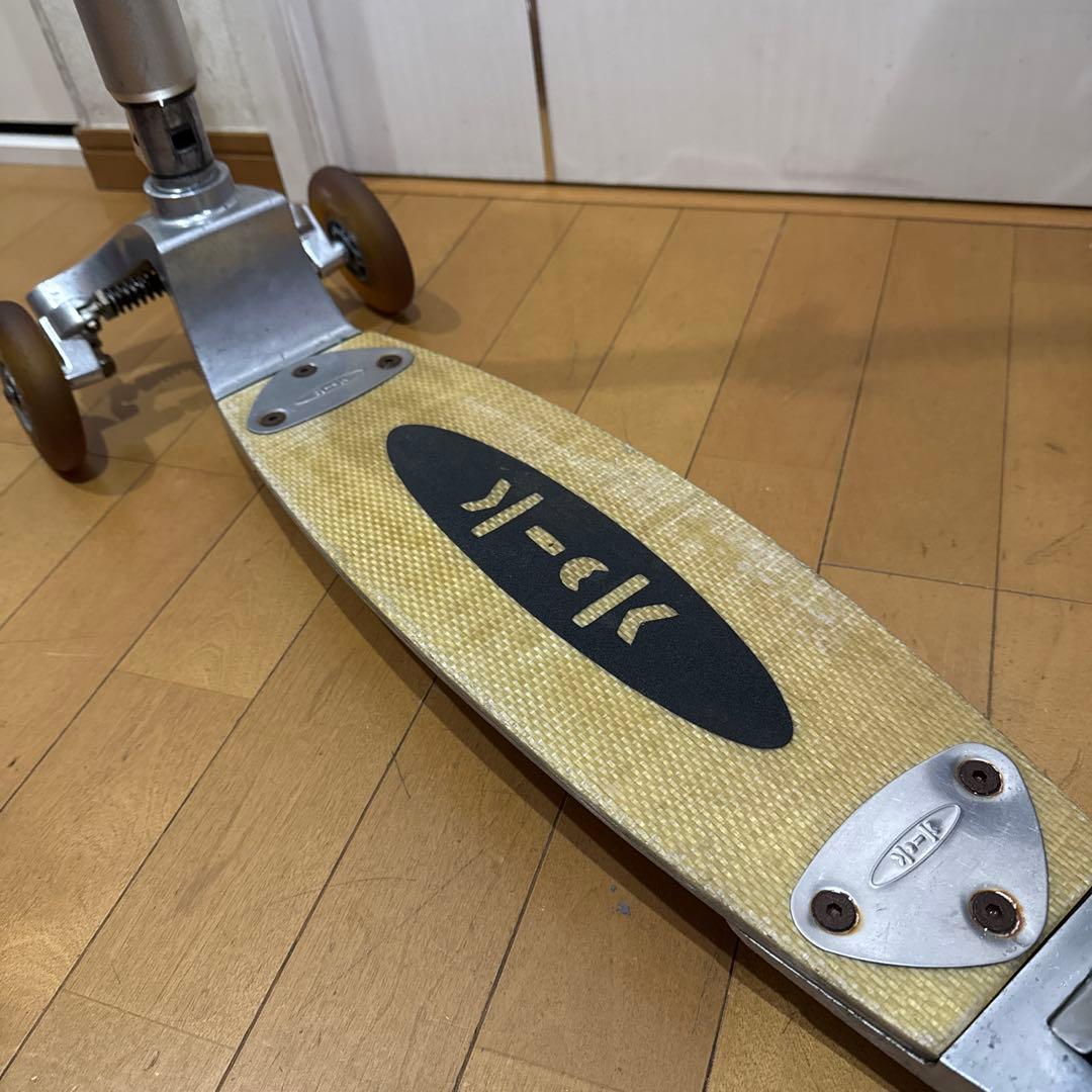 希少 K2 ケーツー 3輪キックボード