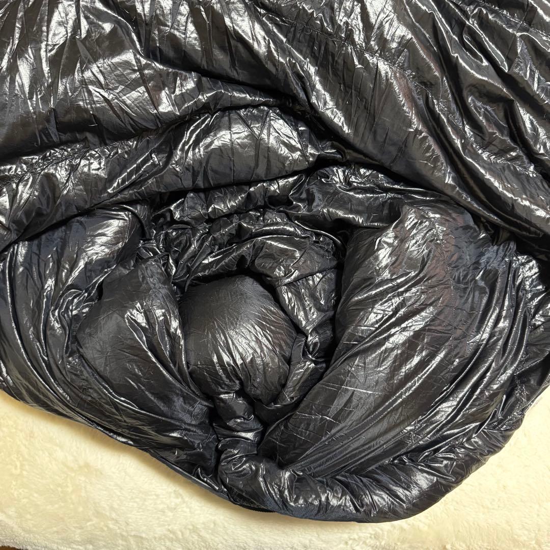 美品NANGA ダウンシュラフ　オーロラテックス600DXブルー