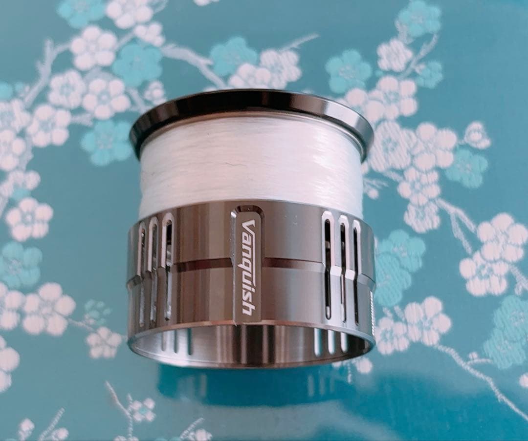 極美品　Shimano Vanquish c2500 替スプール