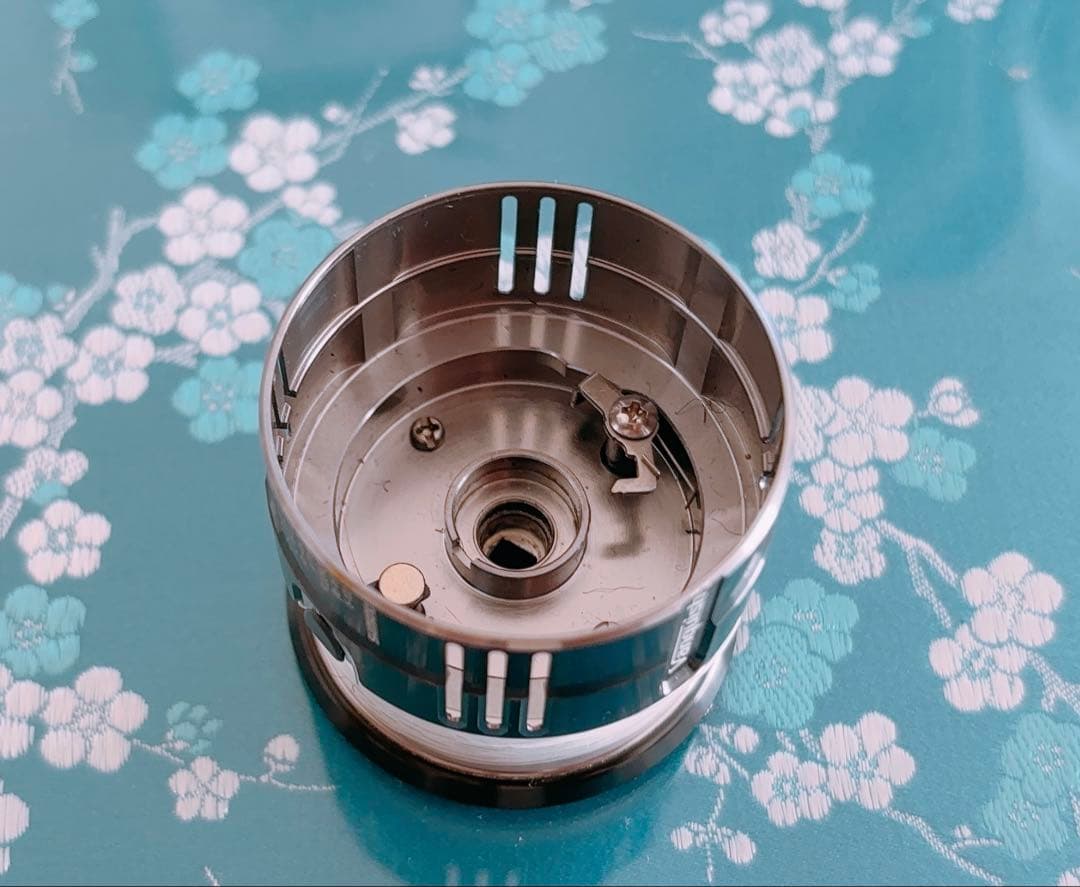 極美品　Shimano Vanquish c2500 替スプール