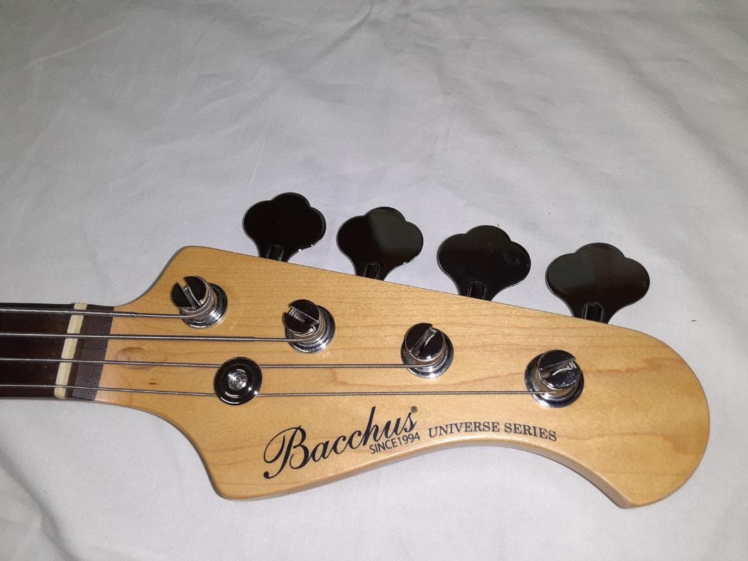 Bacchusギター　バッカス　ユニバースシリーズ