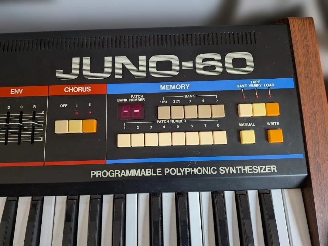 ローランド　キーボード　アナログ