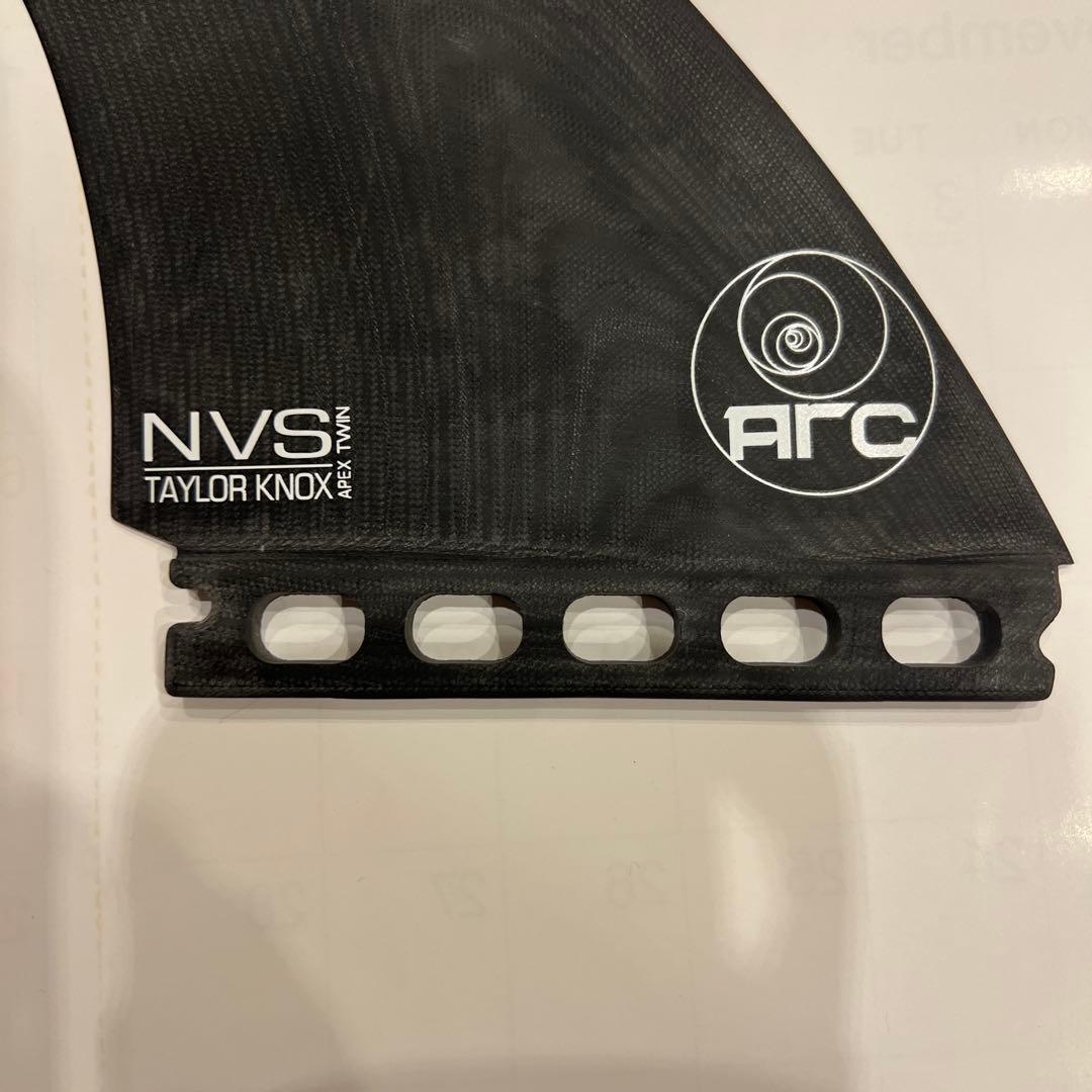 NVS ツインフィン future TAYLOR KNOX APEX TWIN