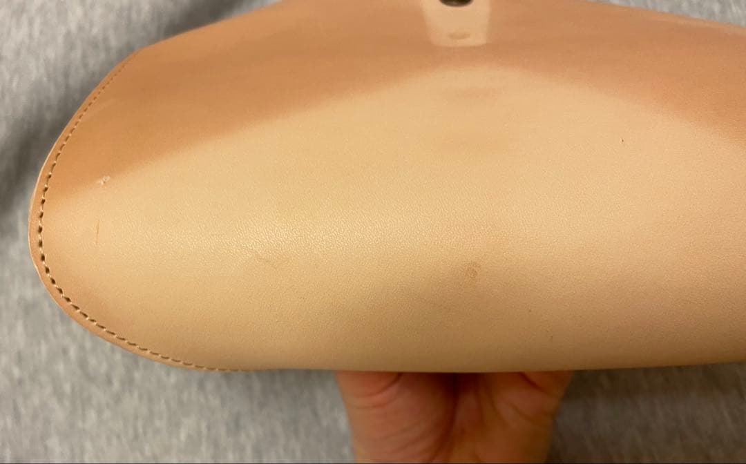 m-piu エムピウ　rotolo SUEDE ペンケース　ヌメ革