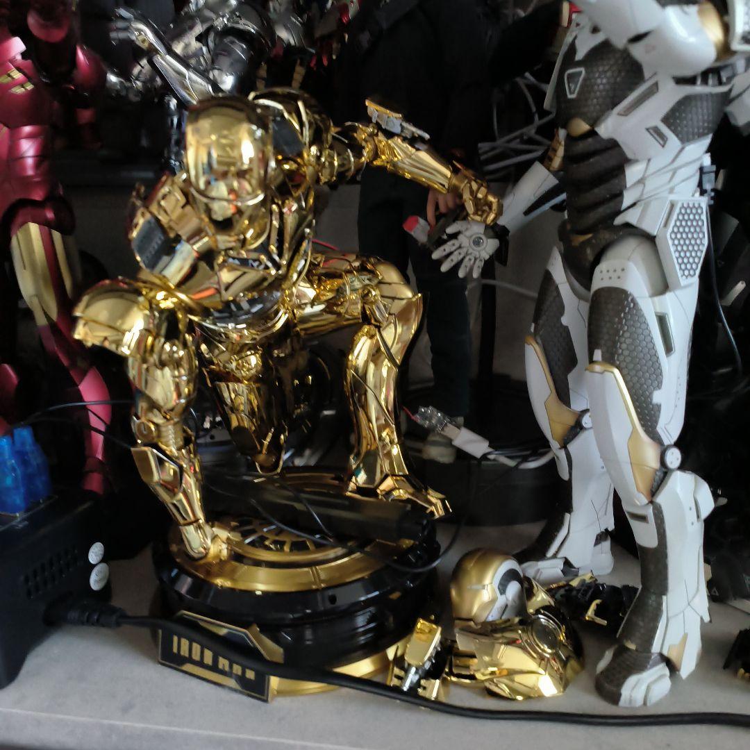 ホットトイズ　アイアンマン マーク3 ゴールドカラー版　全世界3000