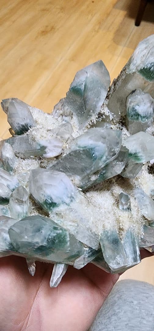 グリーンファントムゴーストクォーツ