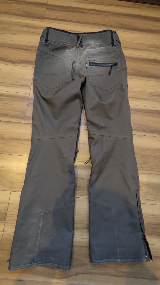 【値下げ‼️】HOLDEN スノーボードウェア S 上下セット