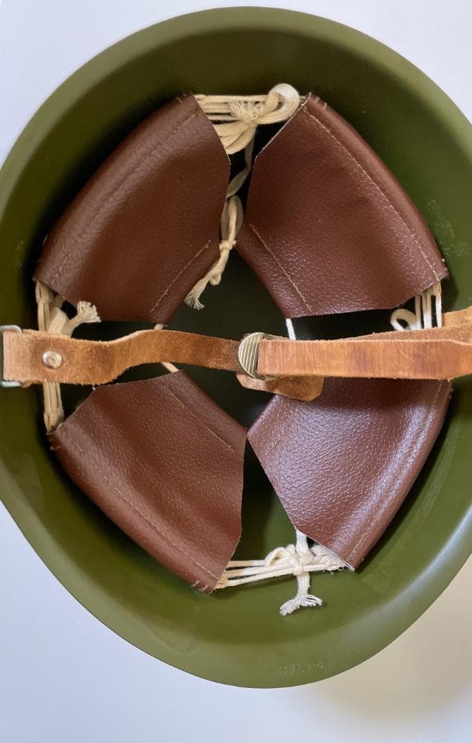 【ソ連軍】【ロシア軍】ヘルメット ssh-68？（サイズ2）