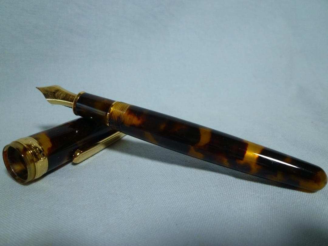 NAKAYA 中屋万年筆 万年筆 セルロイド 鼈甲（べっこう） 細軟