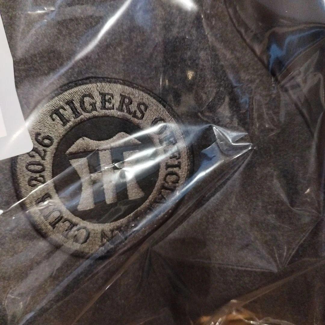 阪神タイガースFCダイヤモンドプラス スタジアムジャンパー M