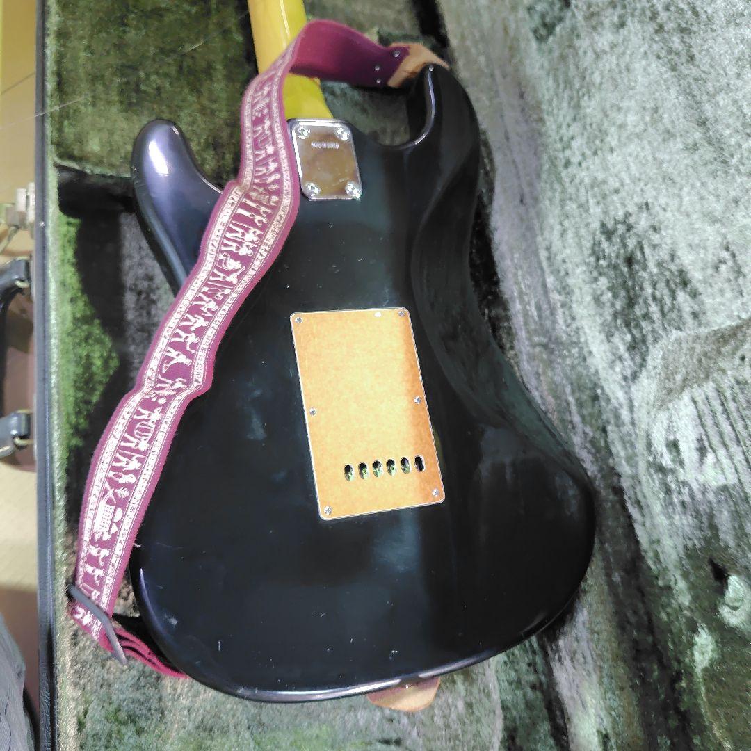 H*H様 エレキギター ブラック アルダー製　古い物ですタイムセール中