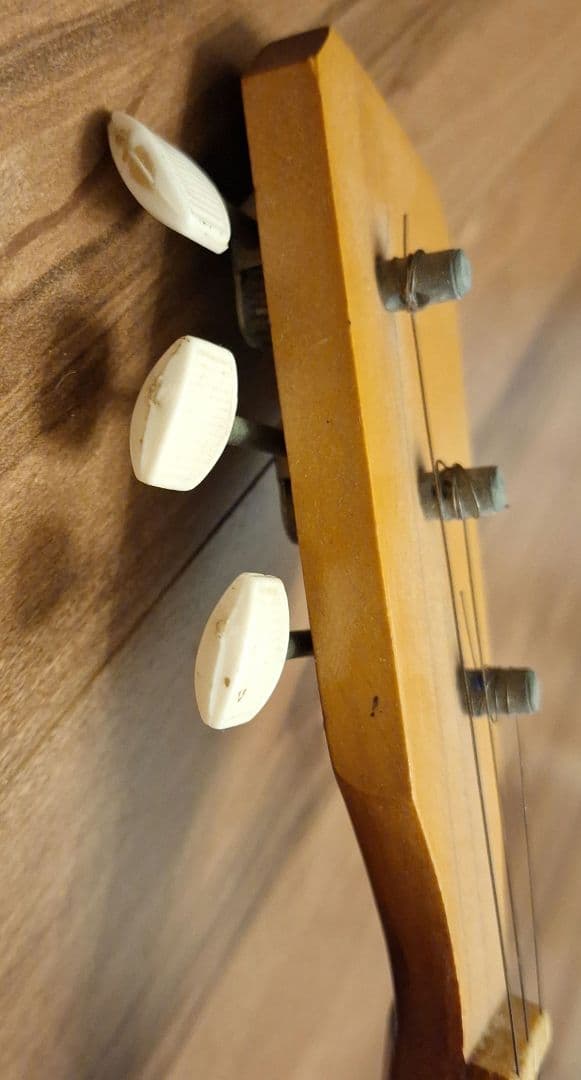 バラライカ (ロシアの民族楽器)