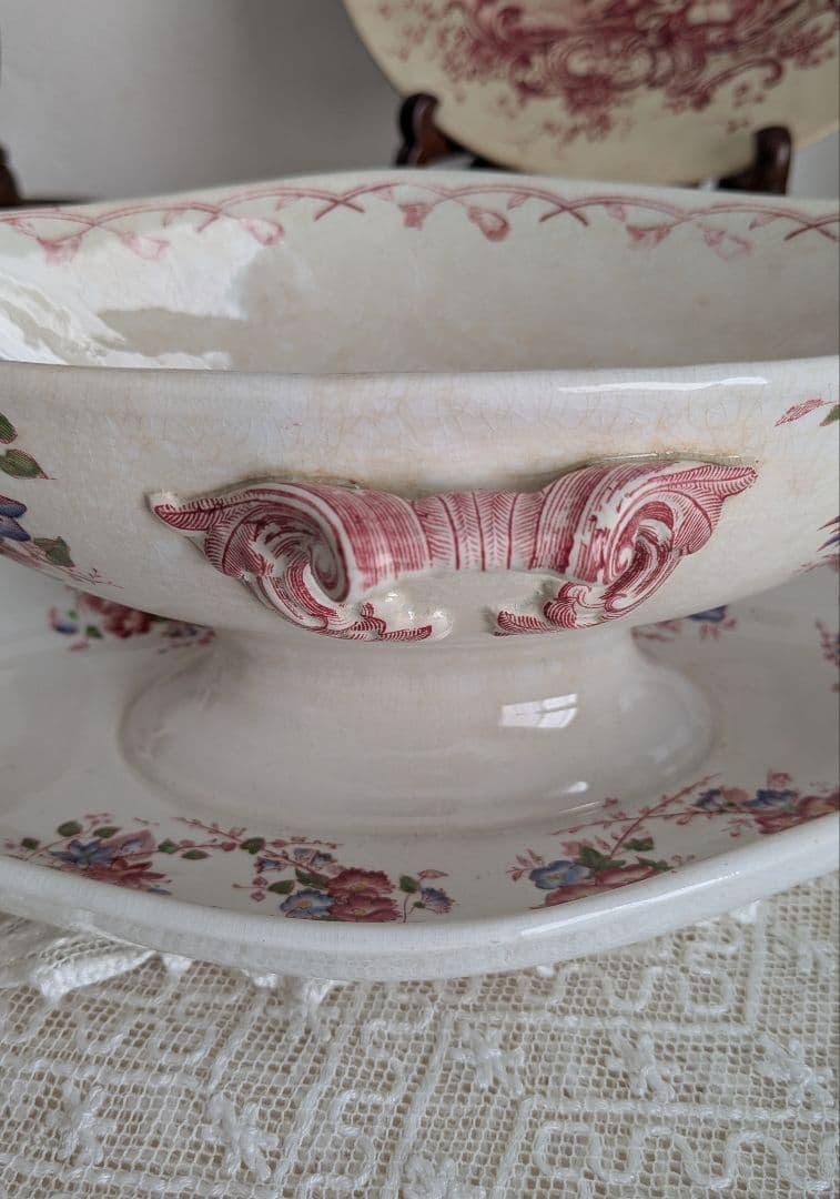 サルグミンヌ BERTHA ソーシエール 花柄 フランス