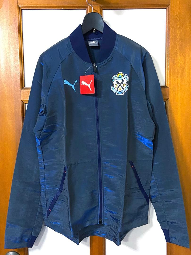 未使用 プーマ ジュビロ磐田 薄手 ナイロンジャケット ウィンドブレーカー M