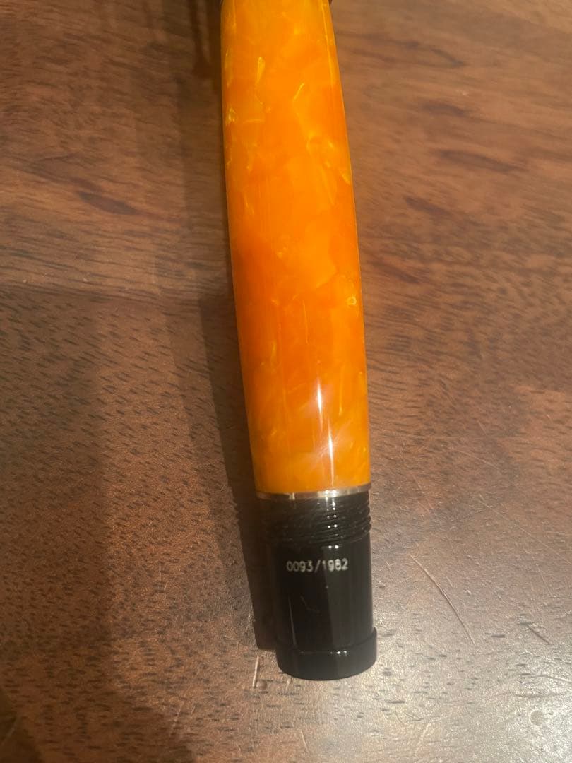 デルタ　ドルチェビータ　万年筆