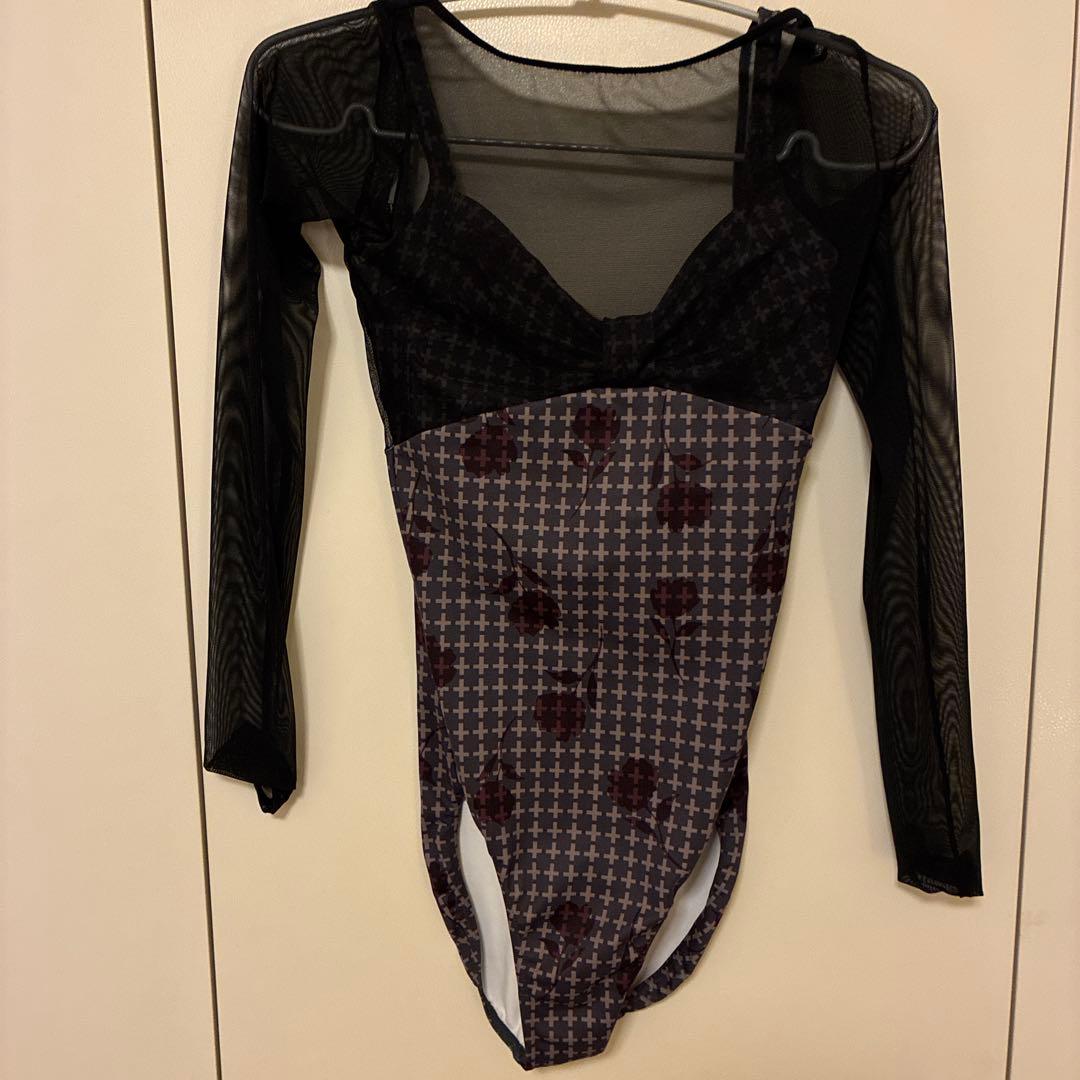 stina メッシュ長袖レオタード