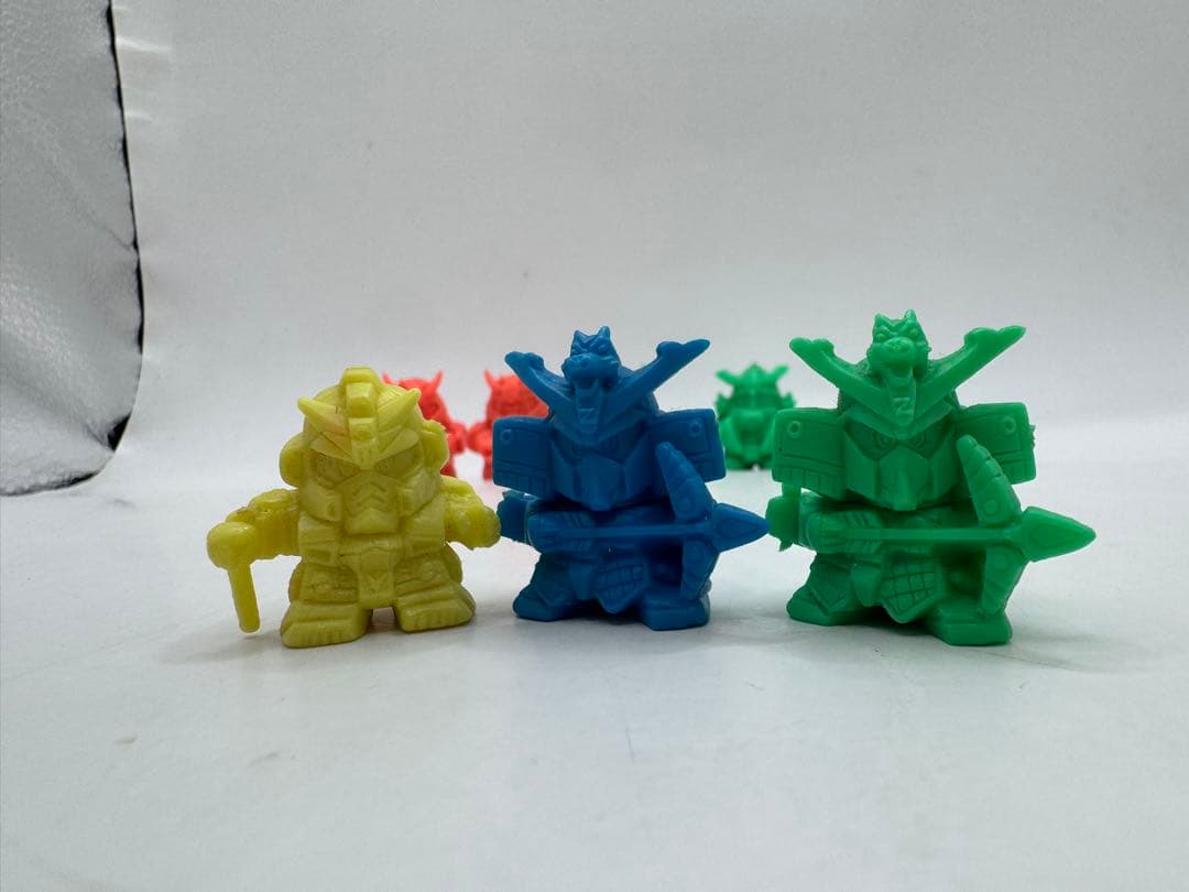 ガン消し旧ガチャポン元祖SDガンダム　あっかんべー　にせガンダム