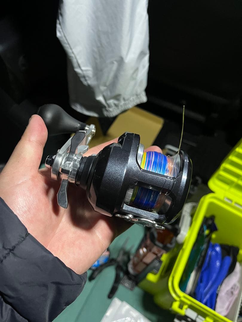 シマノ　Shimano TORIUM 2000HG ベイトリール　ジギング　青物