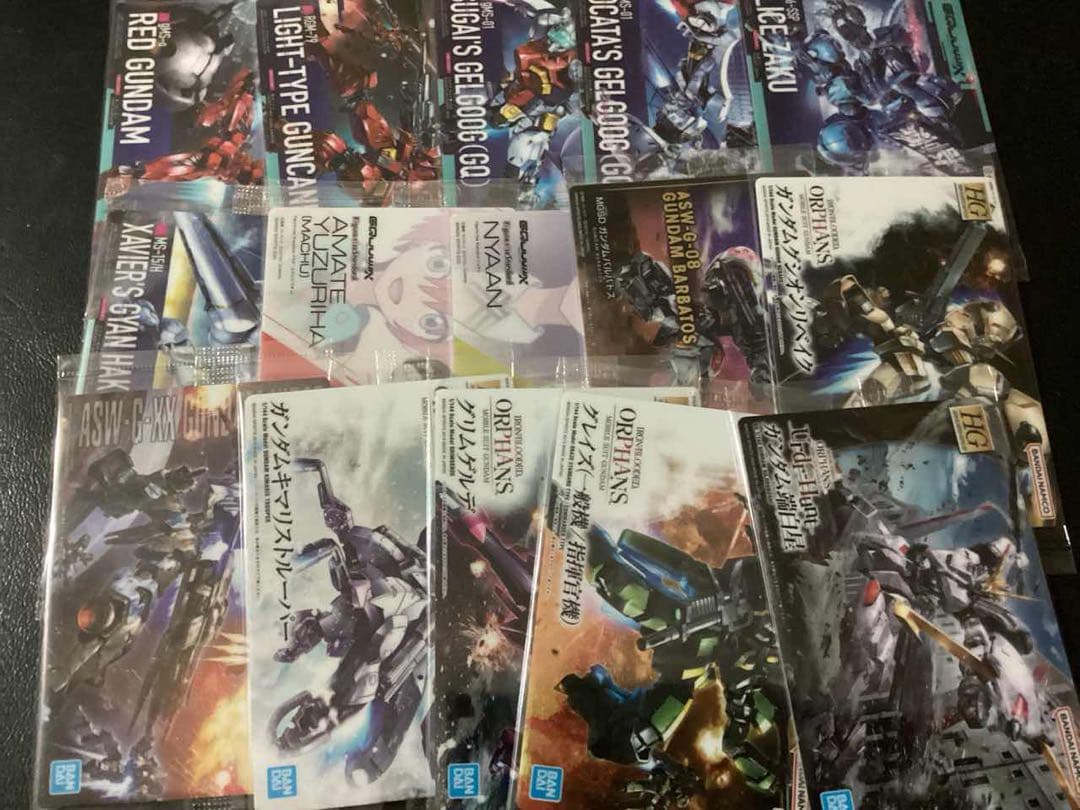 最新弾　ガンプラパッケージアートグミ3　全３２種コンプセット