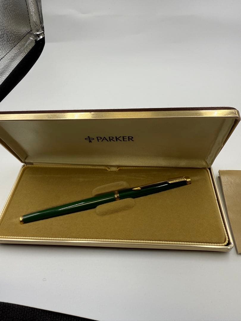 Parker グリーン 万年筆 ケース付き