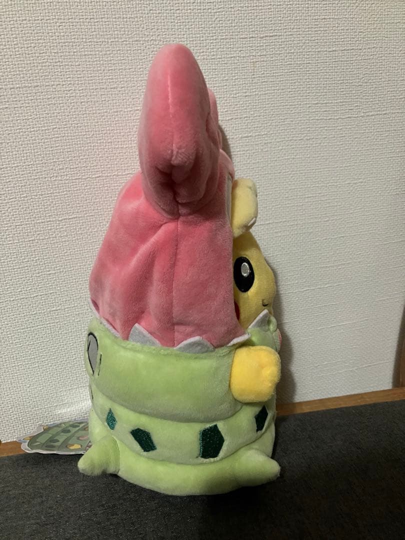 メガヤドランのポンチョを着たピカチュウ ぬいぐるみ タグ付き