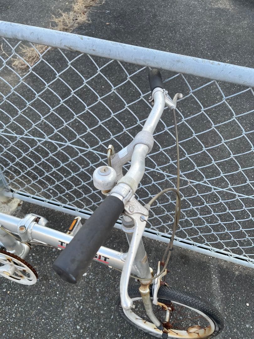 未整備　BRIDGESTONE TRANSIT aluminium 18インチ