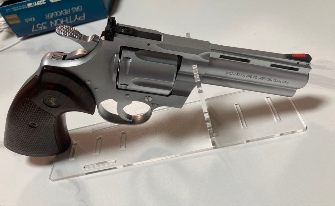 コクサイ コルトパイソン ガスリボルバー 357マグナム 4インチ シルバー