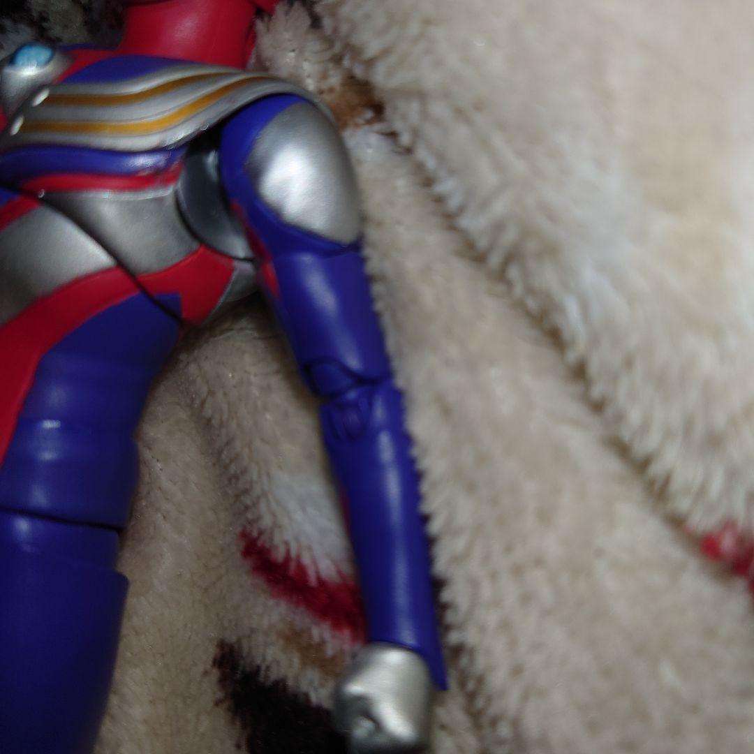 【ひび割れあり】SHF 真骨彫製法 ウルトラマンティガ マルチタイプ 初版