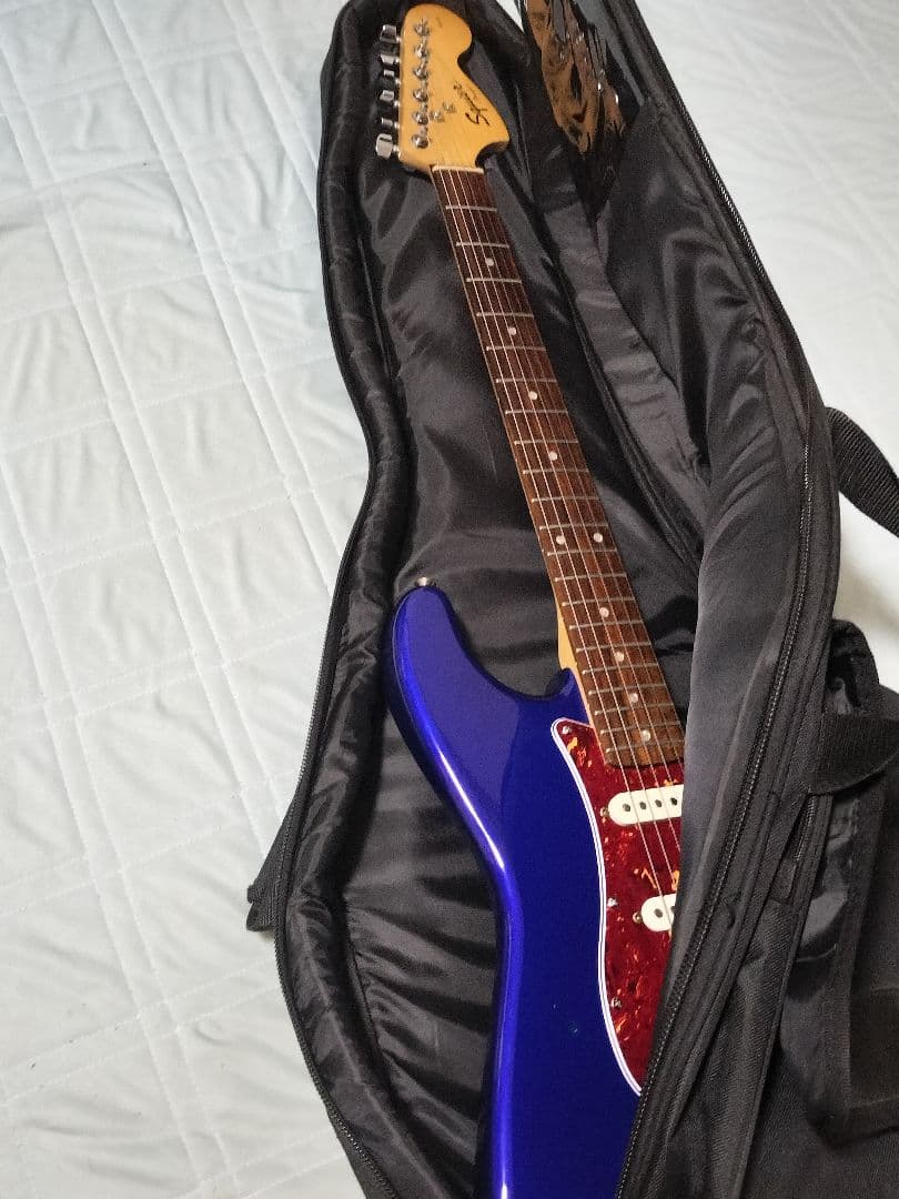 Squier ストラト Affinity 青 ケース付き 初心者最適