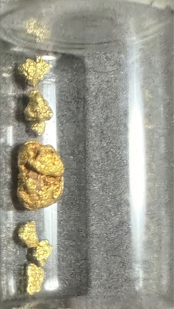 砂金　小粒中粒大粒　自然金