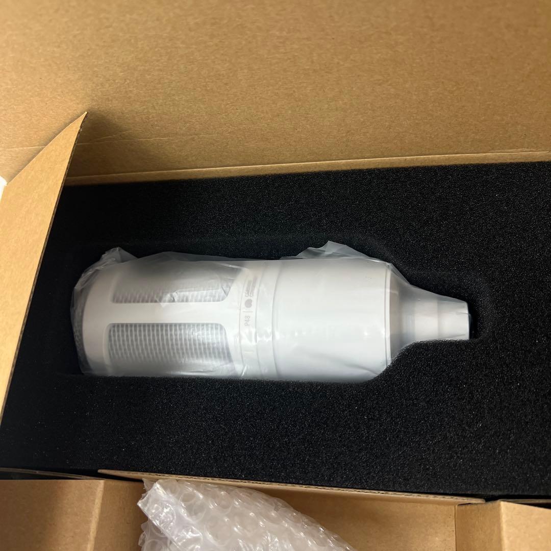 512444未使用品オーディオテクニカ AT2020 CWH コンデンサーマイク