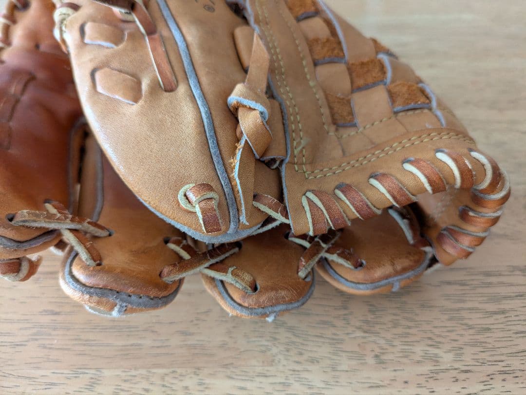 Mizuno World Win 赤カップ硬式グローブ 右投げ用