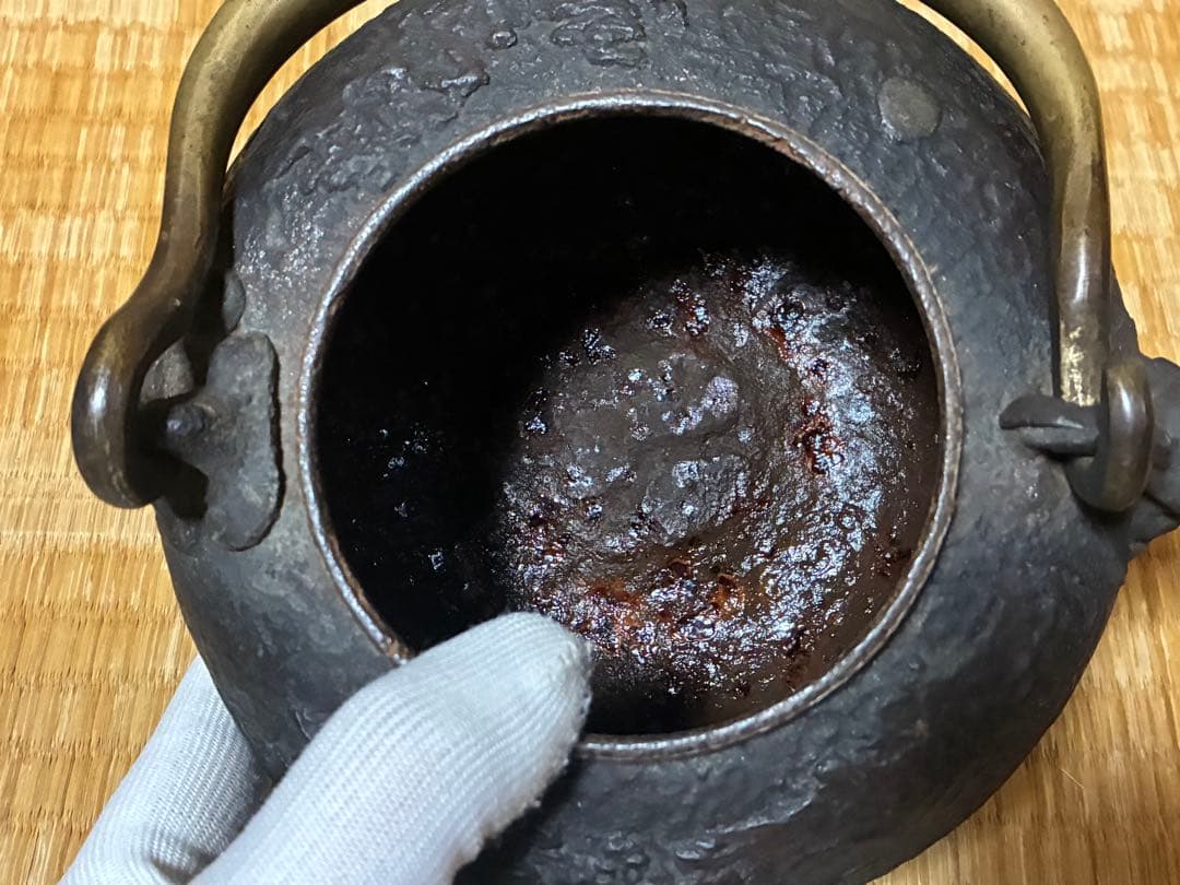 亀文堂 銀象嵌取手 鉄瓶