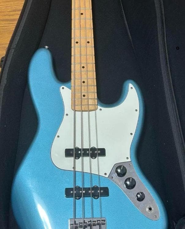 【美品】Fender Jazz Bass MEXICO水色　ケース付き