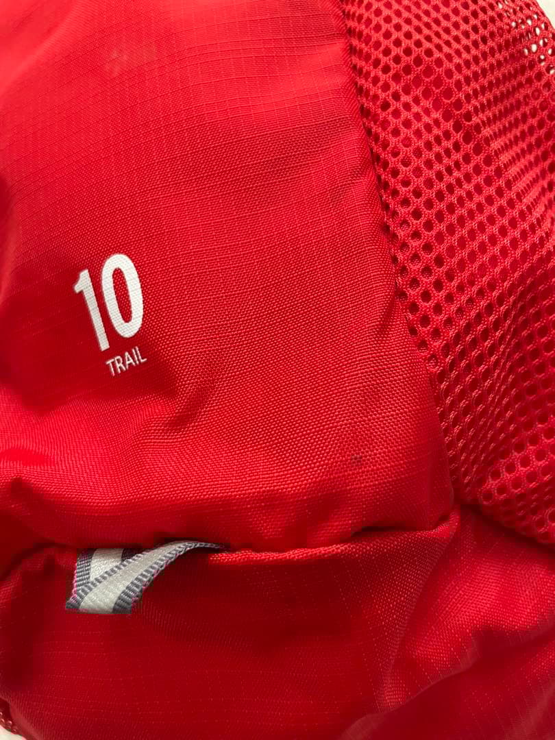 SALOMON サロモン　トレランリュック　TRAIL10