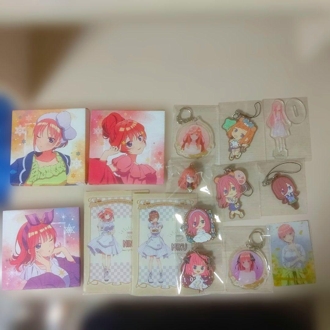 ノンジャンル まとめ売り 鬼滅の刃 プロセカ 五等分の花嫁 ハイキュー 等