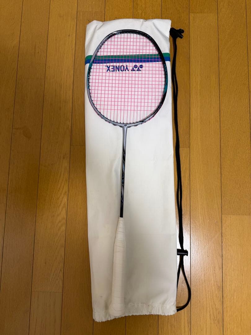 YONEX アストロクス88Sプロ 4UG5 ほぼ新品