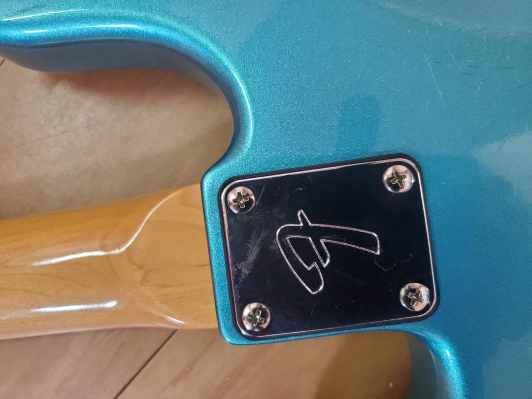 REPLICA OF IRON MAIDEN´S PRECISION BASS