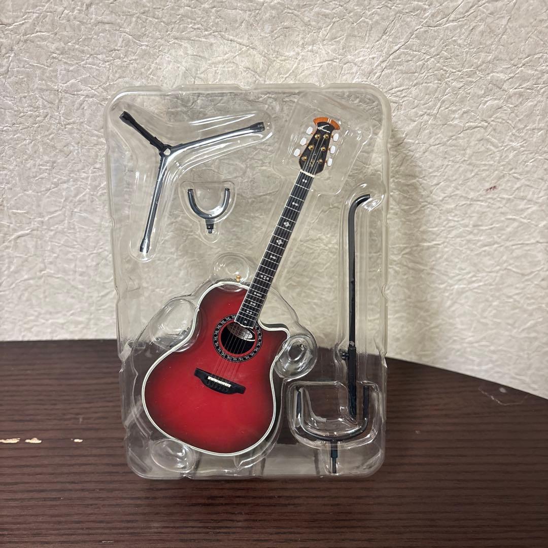 Ovation 1/8スケール フィギュア　オベーション ギター ノーマル7種